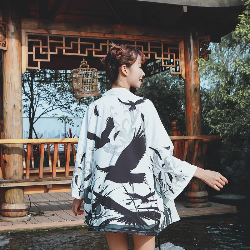 Black and White Kimono Jacket 'Chibiusa Tsukino' - Image 3