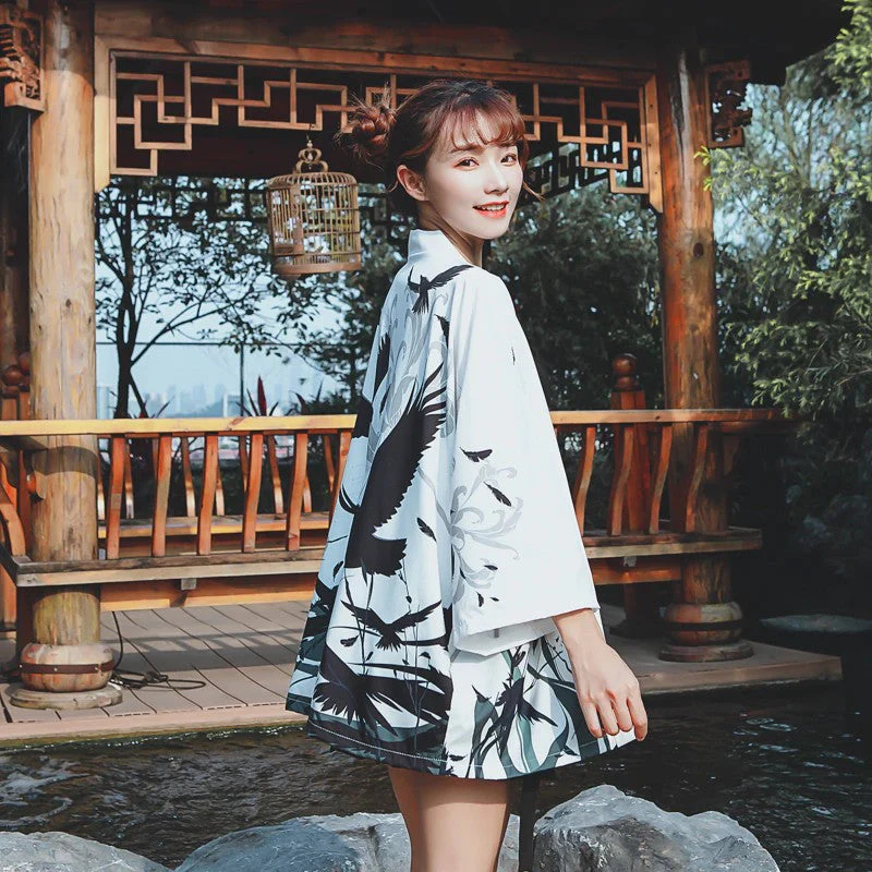 Black and White Kimono Jacket 'Chibiusa Tsukino' - Image 4