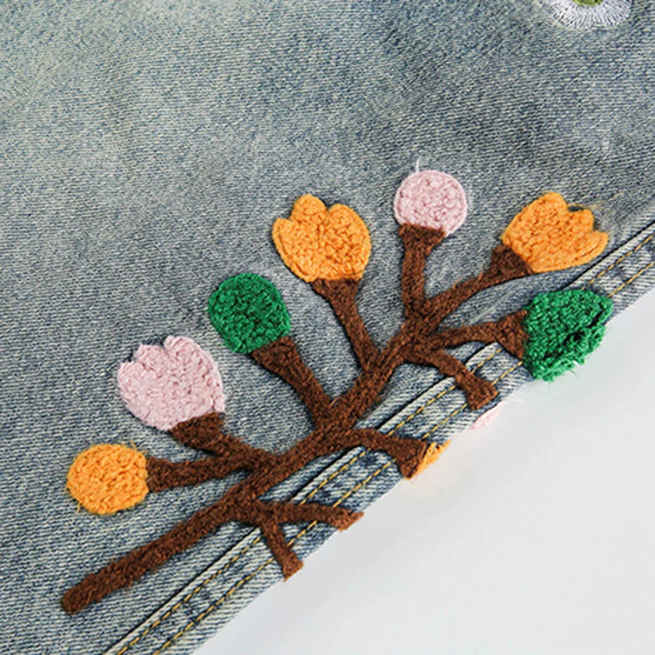Embroidered Denim Shorts - Image 4