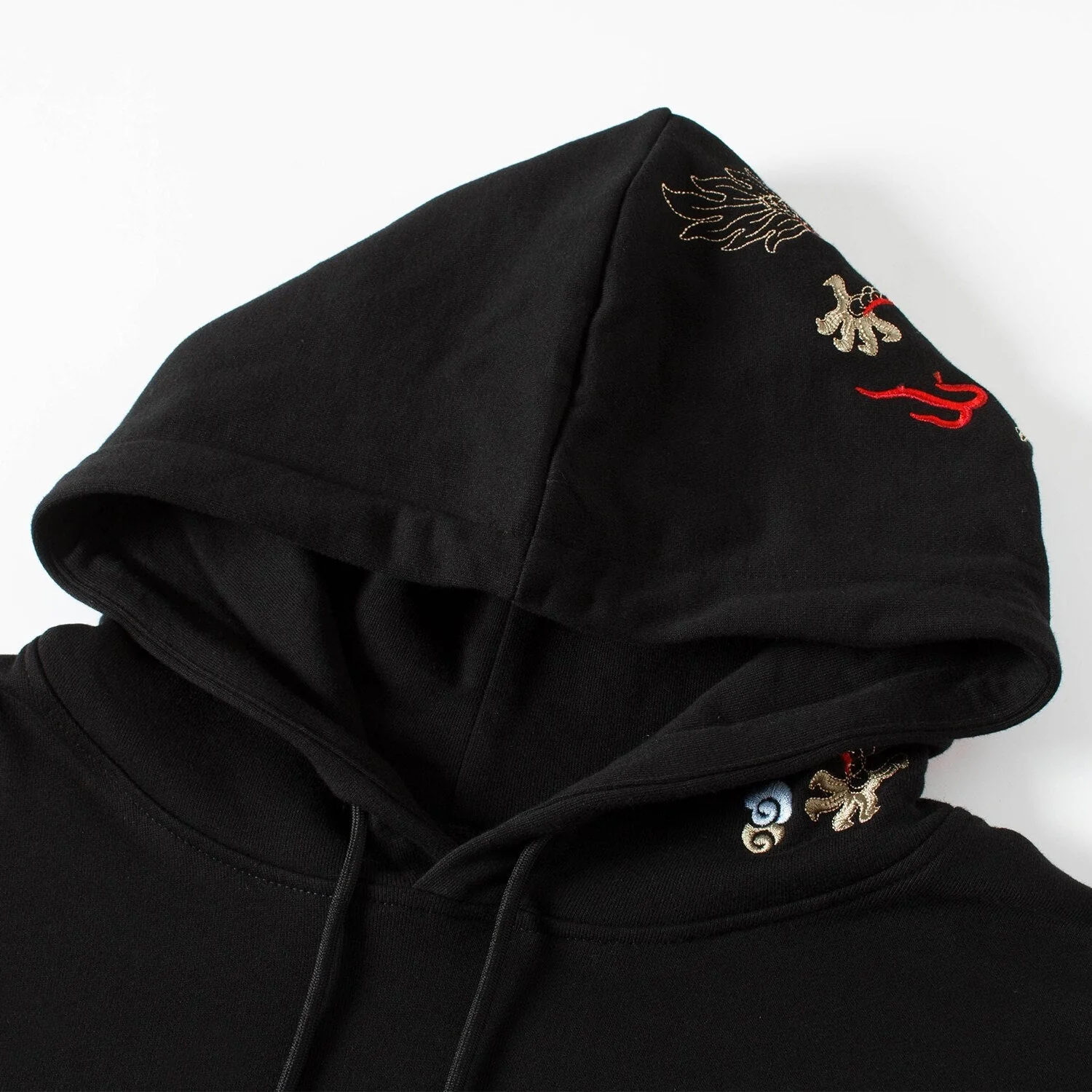 Japanese Embroidered Sweatshirt 'Chiisai' - Image 5