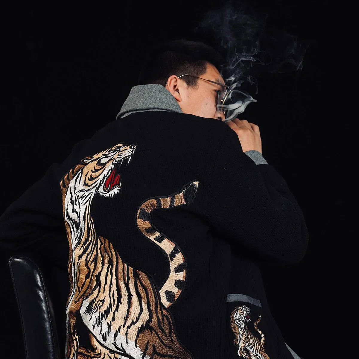 Japanese Tiger Embroidered Cardigan - Image 4