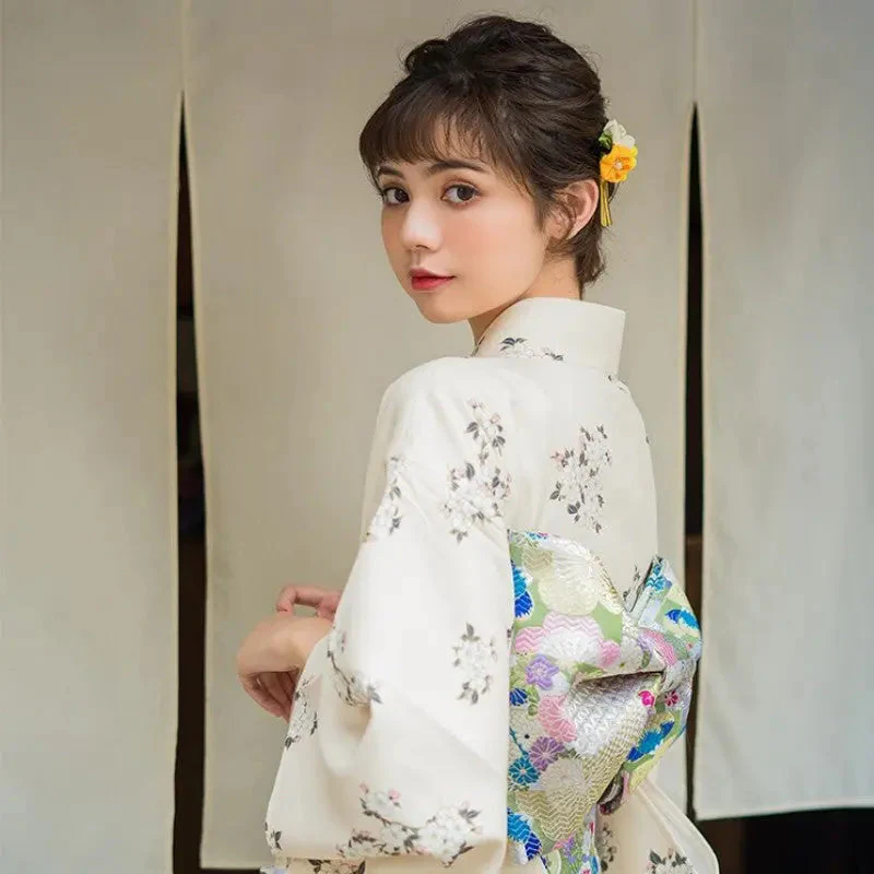 Japanese Women Kimono 'Minamikoma' - Image 3