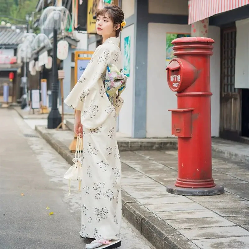 Japanese Women Kimono 'Minamikoma' - Image 5