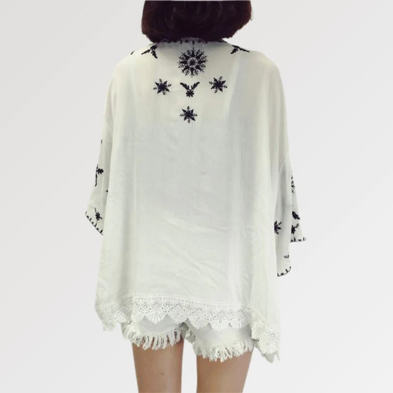 Lace Kimono Jacket 'Manabeshima' - Image 5