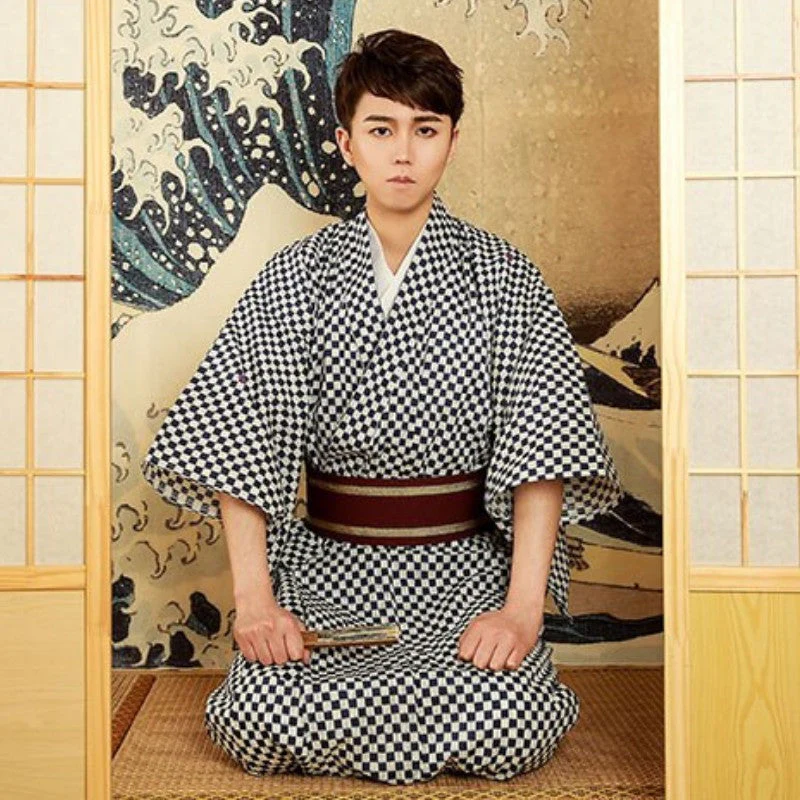 Mens Japanese Checkered Kimono 'Chokai' - Image 4