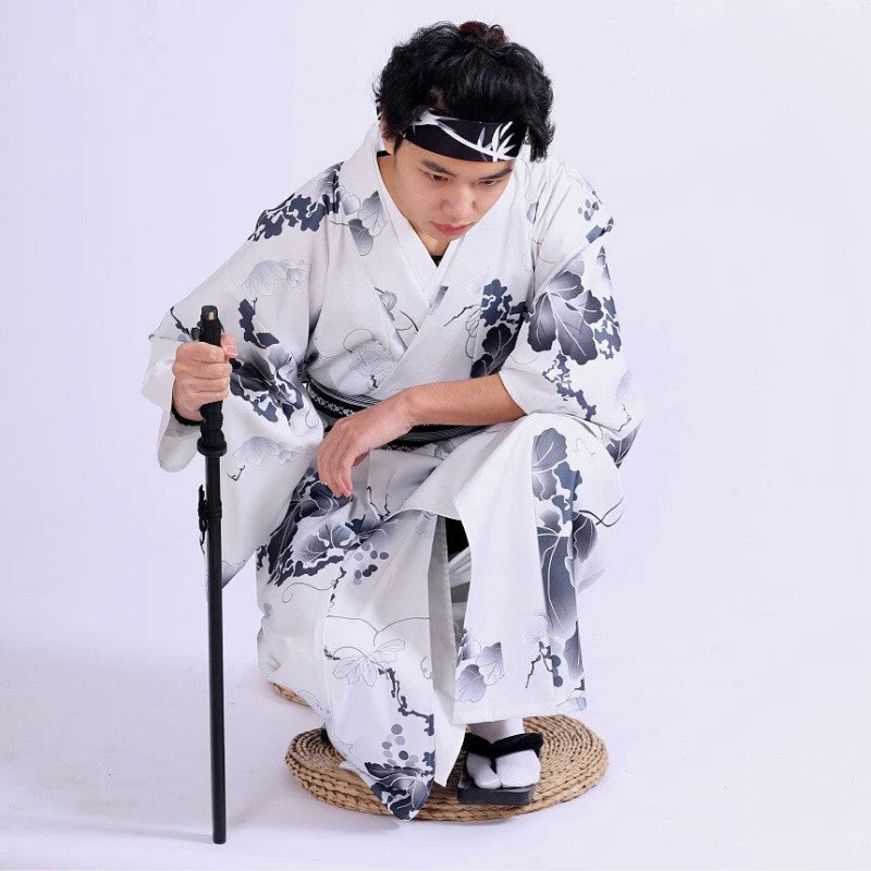 Mens Traditional White Kimono 'Nakazuma' - Image 3