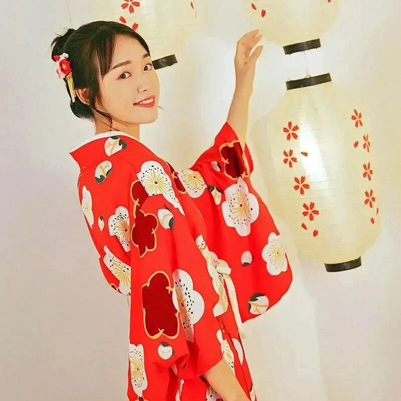 Red Japanese Kimono for Women 'Nanao' - Image 3