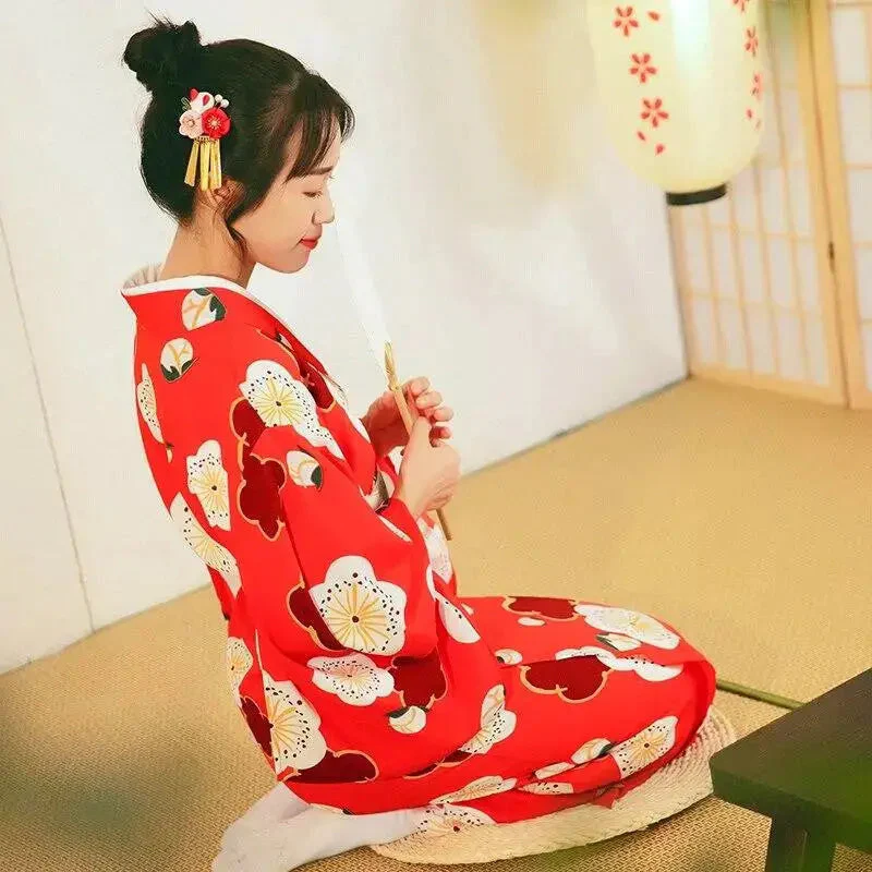 Red Japanese Kimono for Women 'Nanao' - Image 4