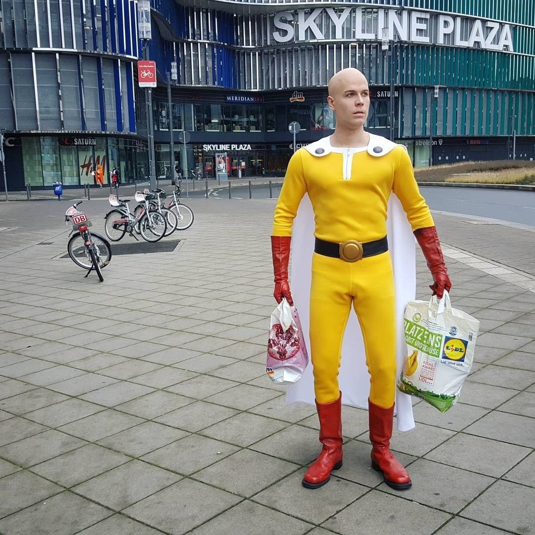 Saitama Cosplay One Punch Man - Image 5