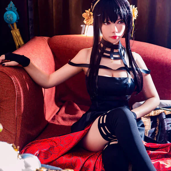 Thorn Princess Cosplay Spy x Family - Image 6