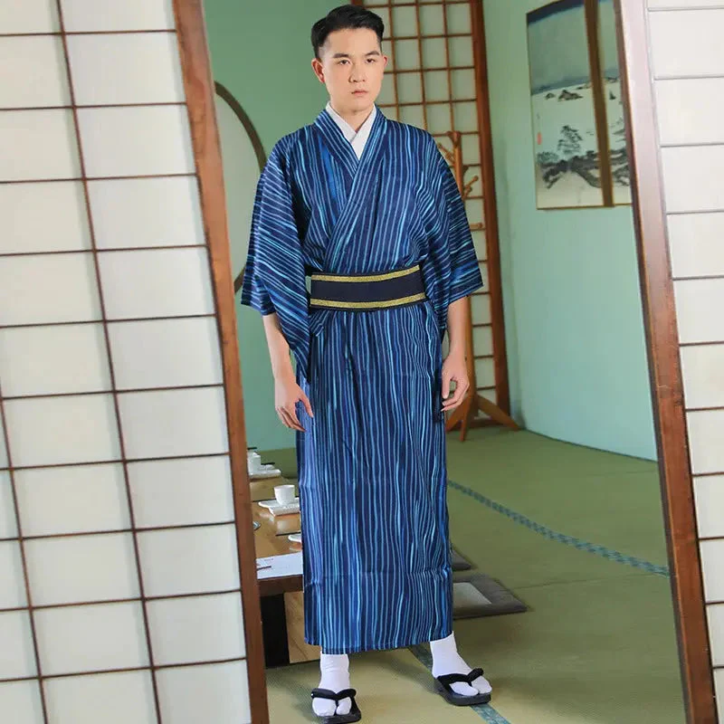 Traditional Blue Mens Kimono 'Odaigahara' - Image 2