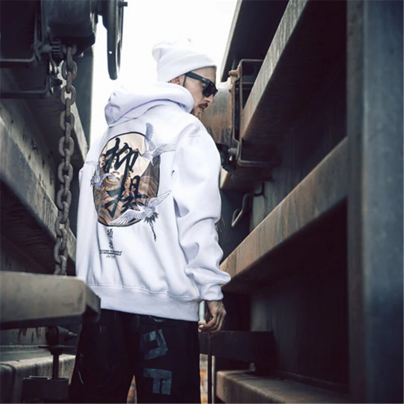 Traditional Japanese Hoodie 'Benri' - Image 4