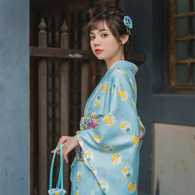 Traditional Japanese Kimono for Women 'Bizan' - Image 2