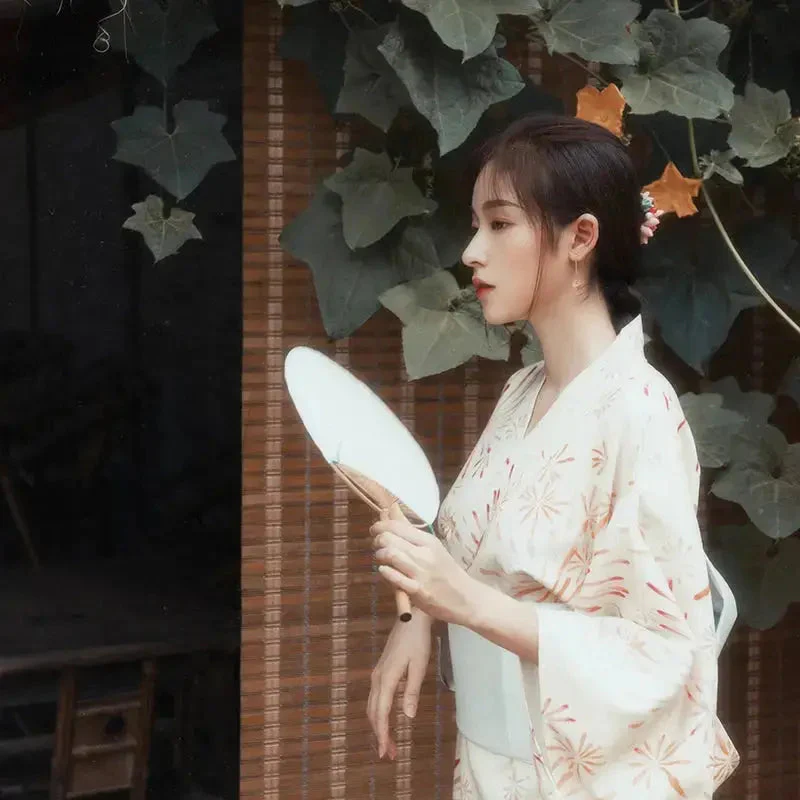 Traditional Japanese Kimono for Women 'Kitaibaraki' - Image 4