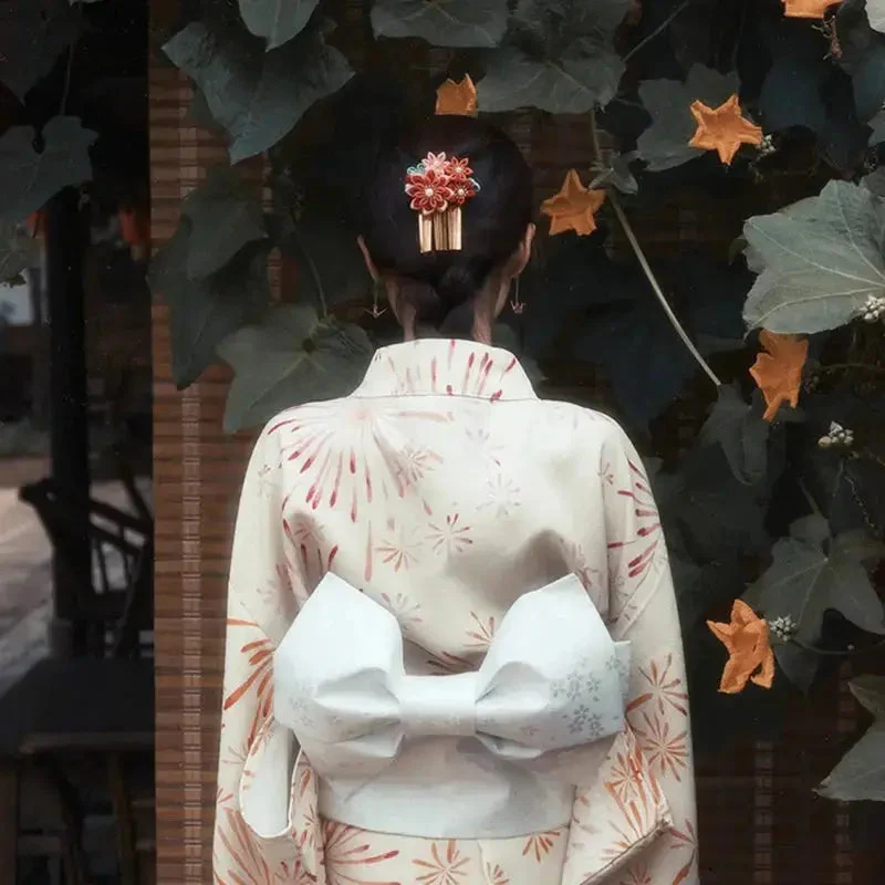 Traditional Japanese Kimono for Women 'Kitaibaraki' - Image 5