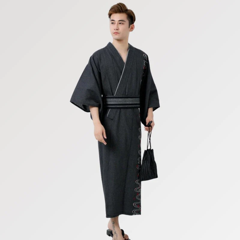 Traditional Mens Yukata 'Daisen' - Image 2