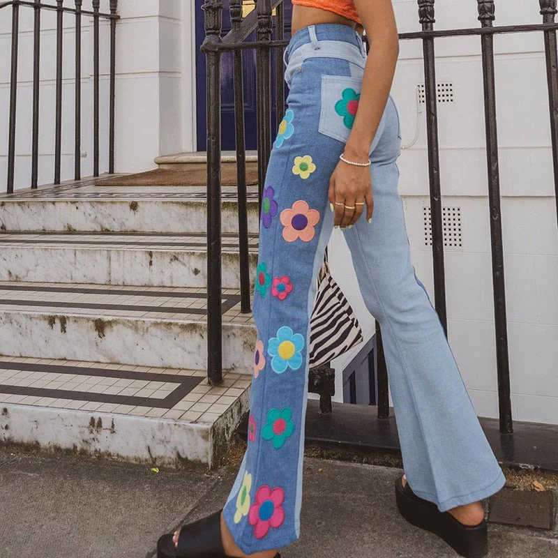 Women Multicolored Flower Jeans 'Higashiosaka' - Image 3