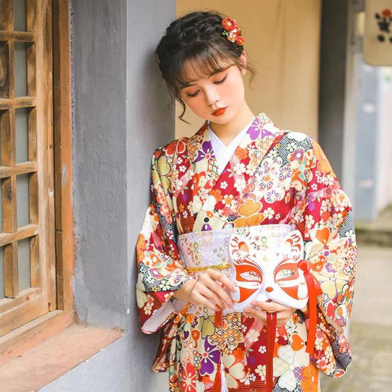 Women's Japanese Floral Kimono 'Nomi' - Image 3