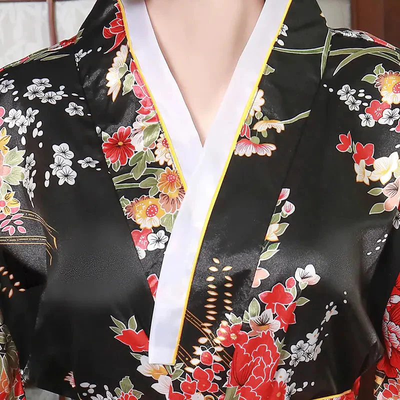 Women's Japanese Silk Kimono 'Shirouma' - Image 6