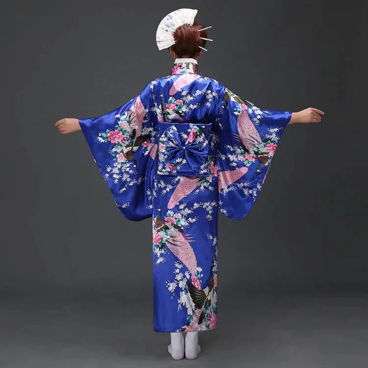 Women's Silk Japanese Kimono 'Kisokoma' - Image 10