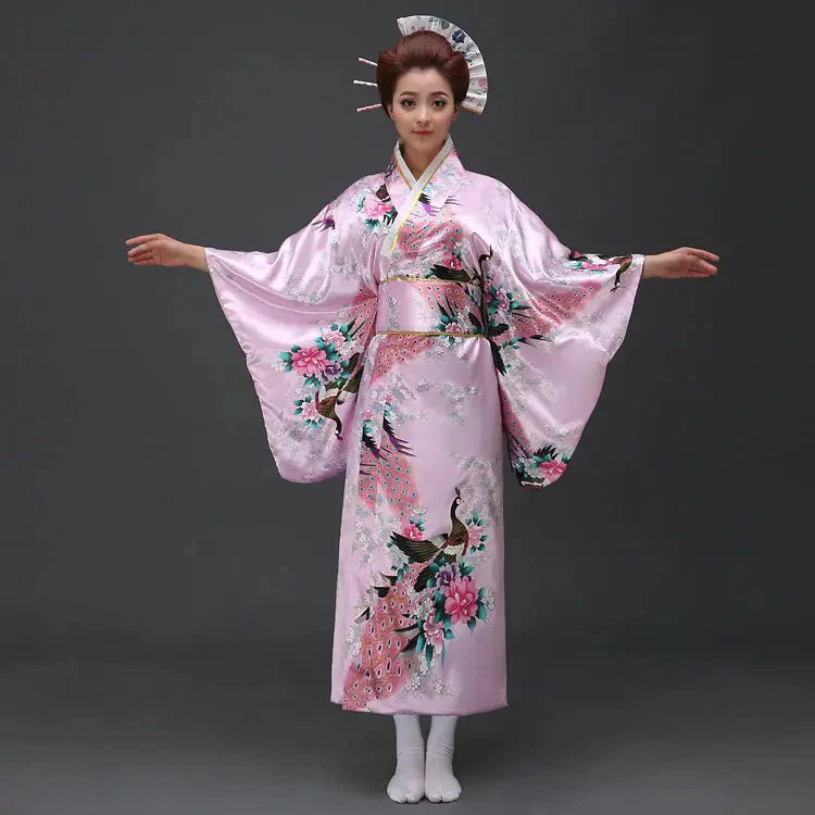 Women's Silk Japanese Kimono 'Kisokoma' - Image 5