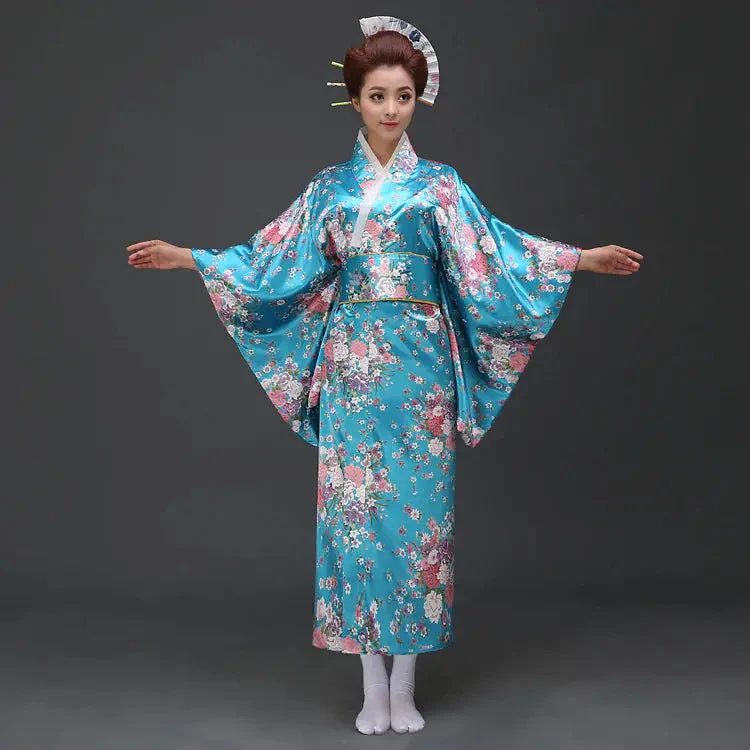 Women's Silk Japanese Kimono 'Kisokoma' - Image 7