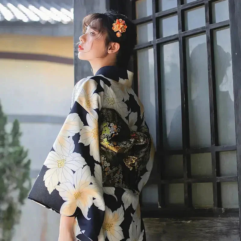 Women's Traditional Japanese Kimono 'Tengu' - Image 4