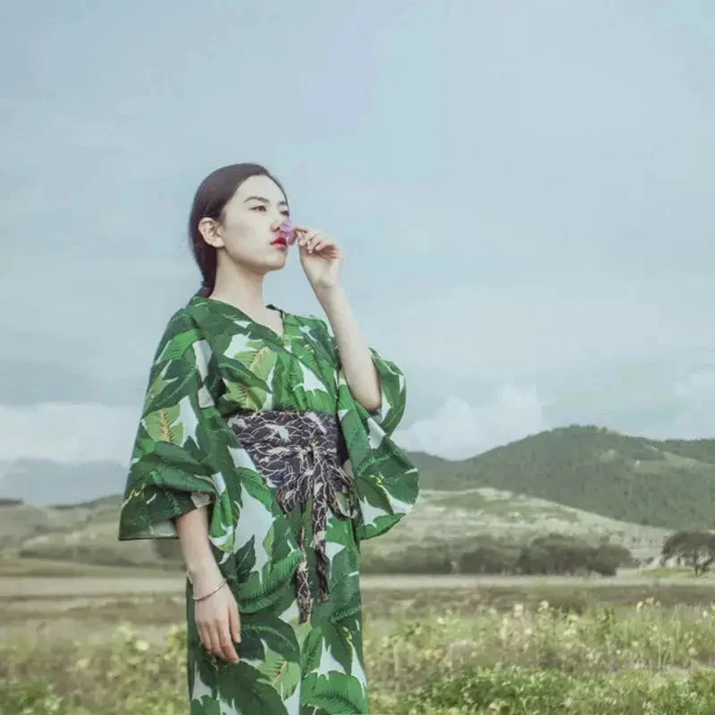 Women's Traditional Kimono 'Washiba' - Image 4
